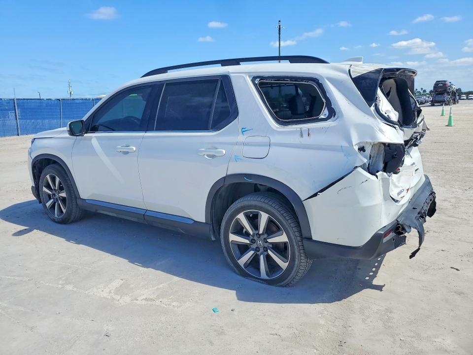 2024 Honda Pilot Touring