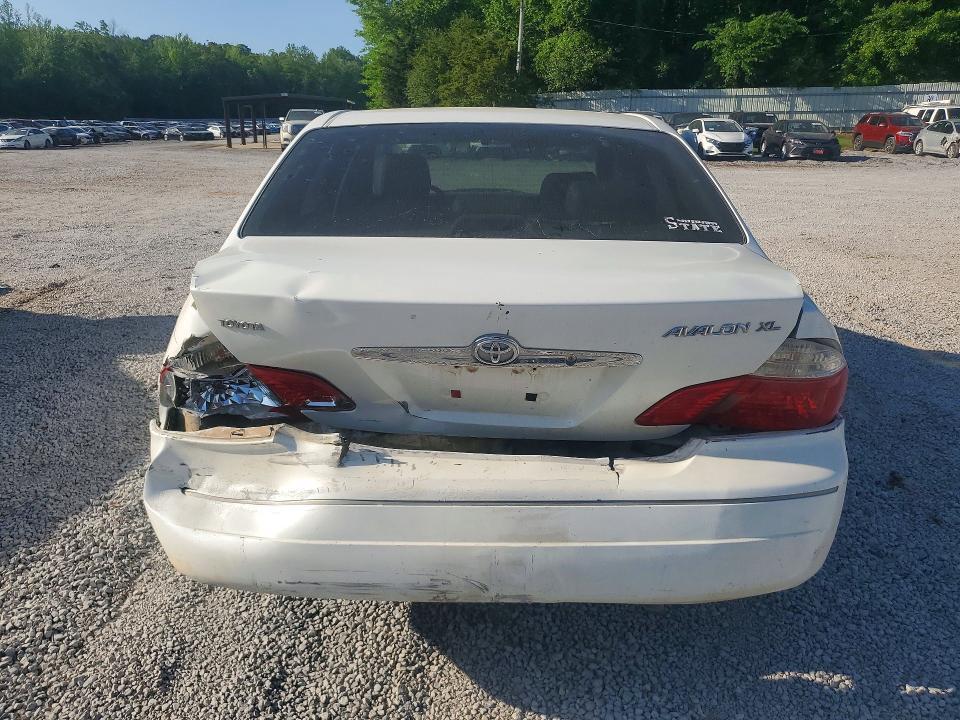2003 Toyota Avalon xl