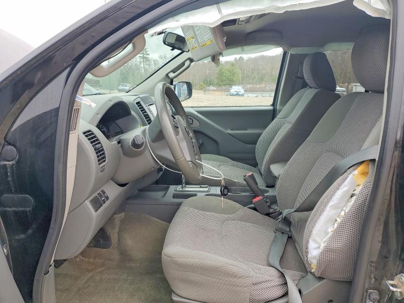 2017 Nissan Frontier s