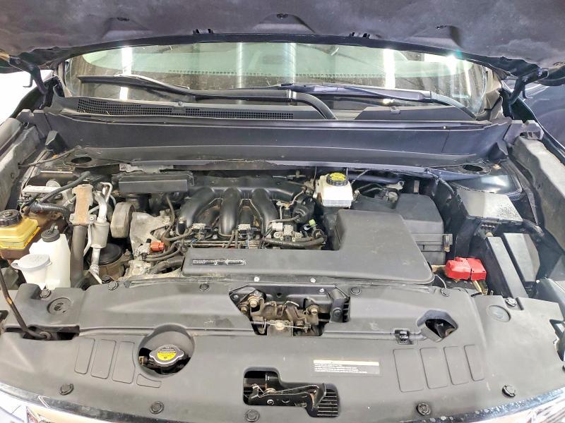 2016 Nissan Pathfinder s