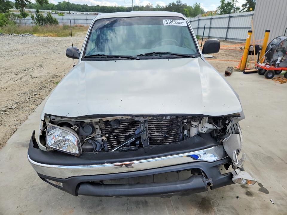 2003 Toyota Tacoma Base