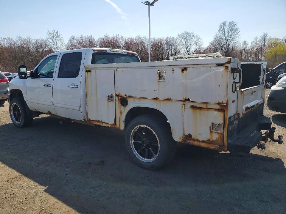 2011 Chevrolet Silverado K3500 LT