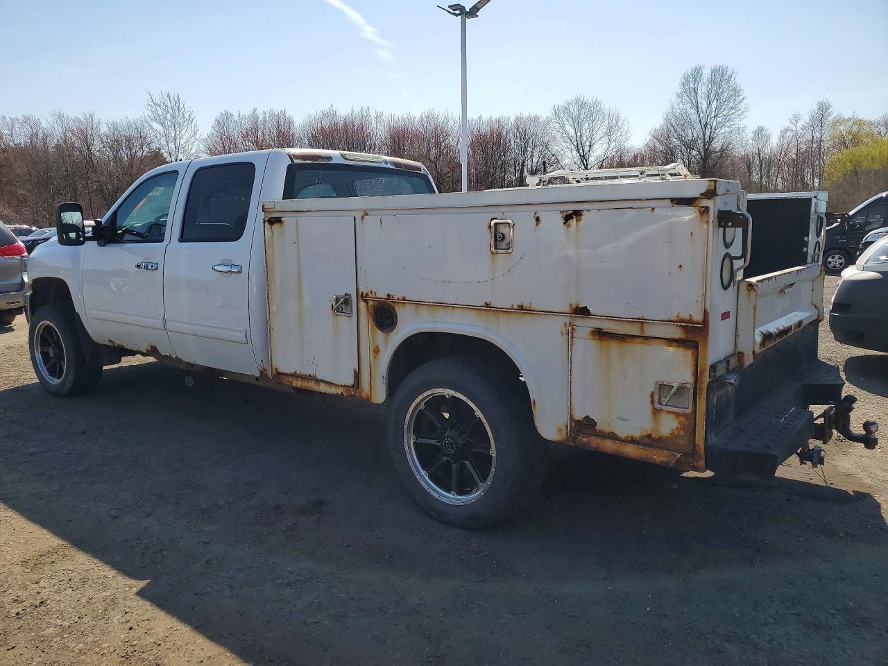 2011 Chevrolet Silverado K3500 LT