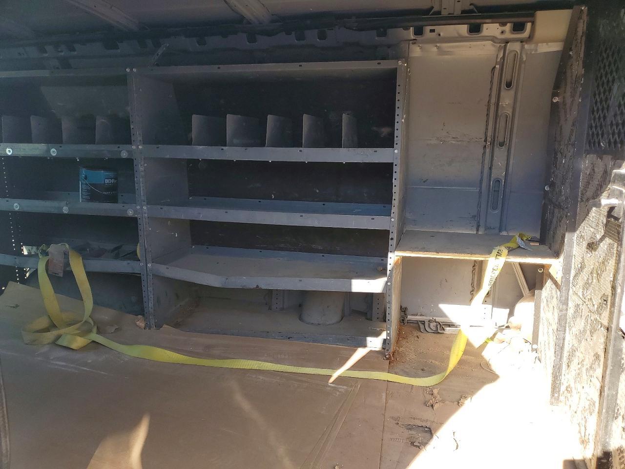 2017 GMC Savana G2500 Utility / Service Van