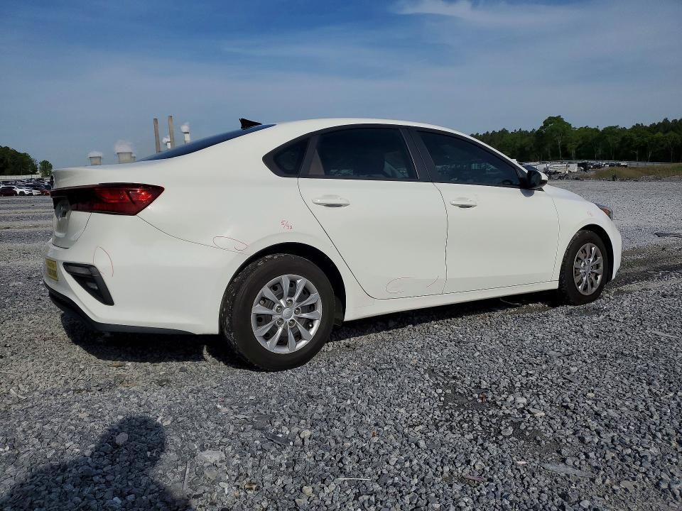 2021 KIA Forte fe