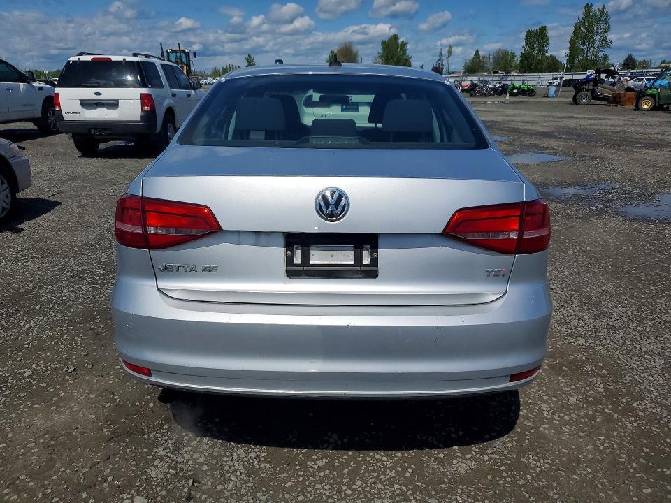 2015 Volkswagen Jetta se
