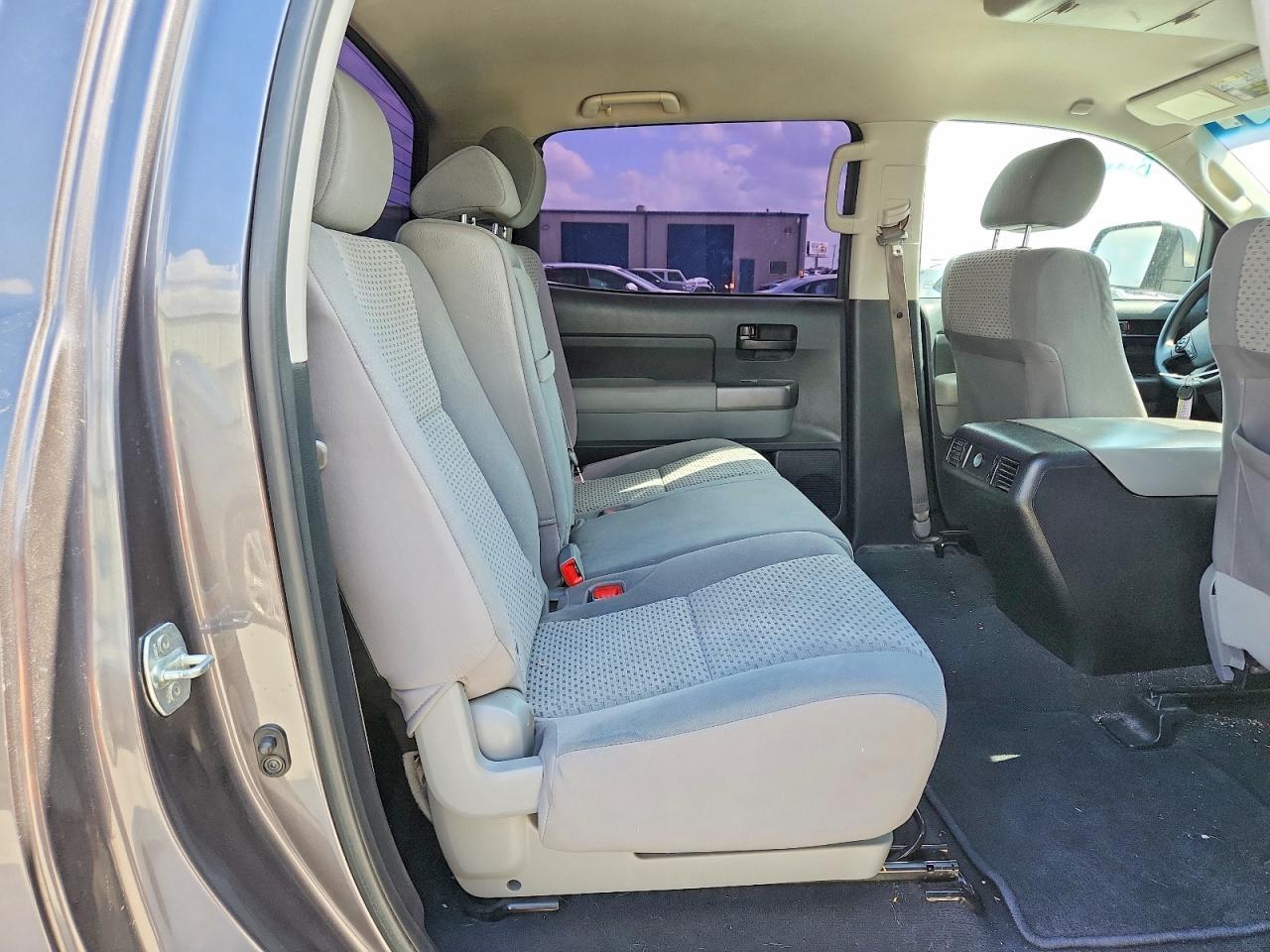 2013 Toyota Tundra Crewmax SR5