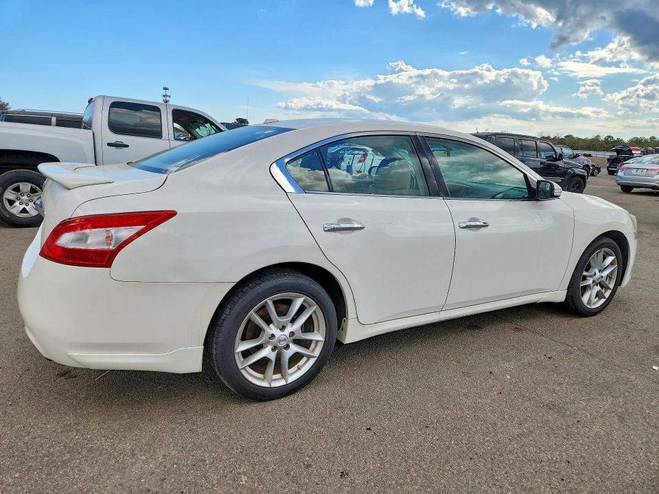 2011 Nissan Maxima 3.5 s