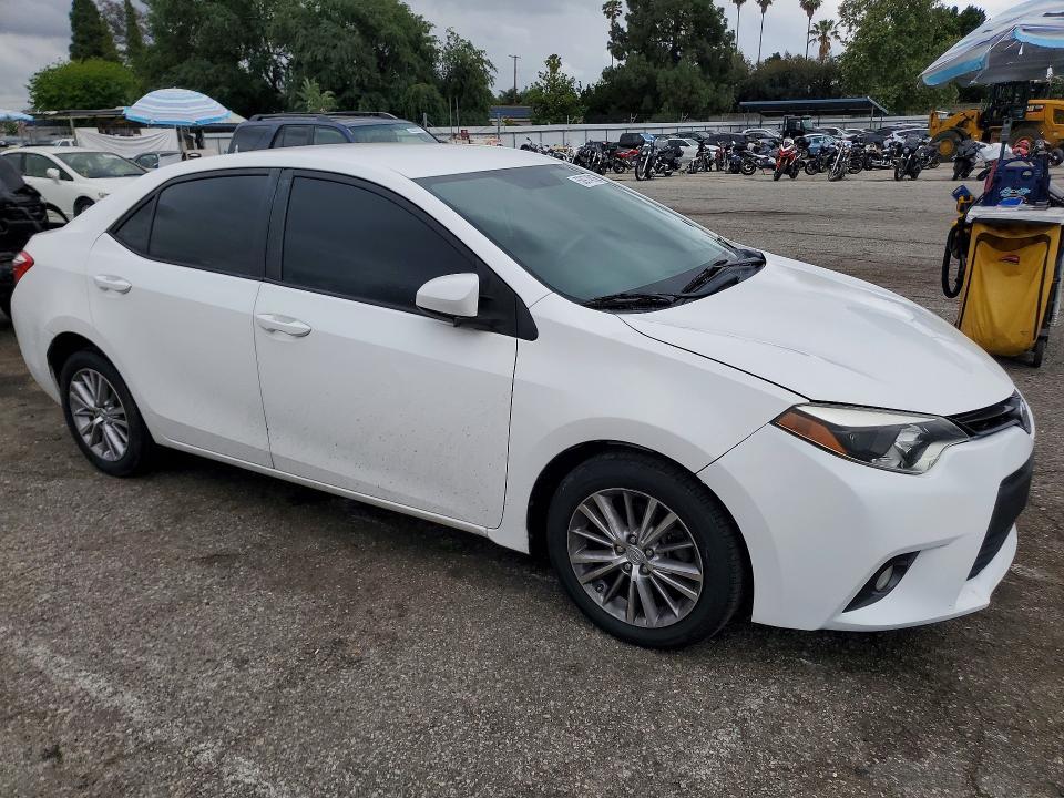 2015 Toyota Corolla le Plus