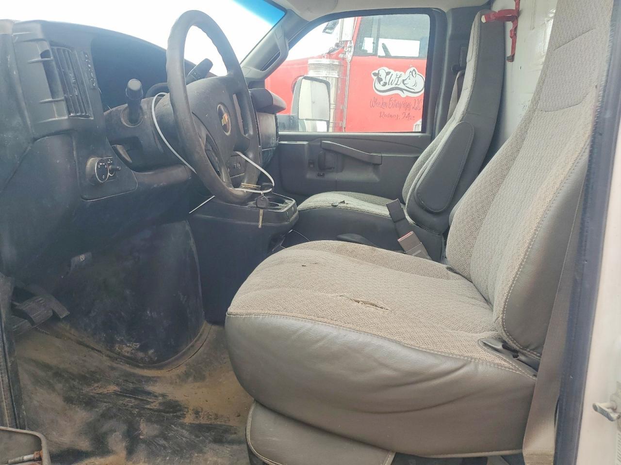 2019 Chev Express G4500