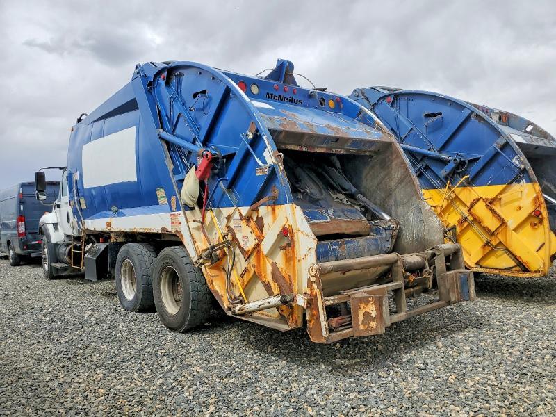 2011 International 7400 Refuse Truck