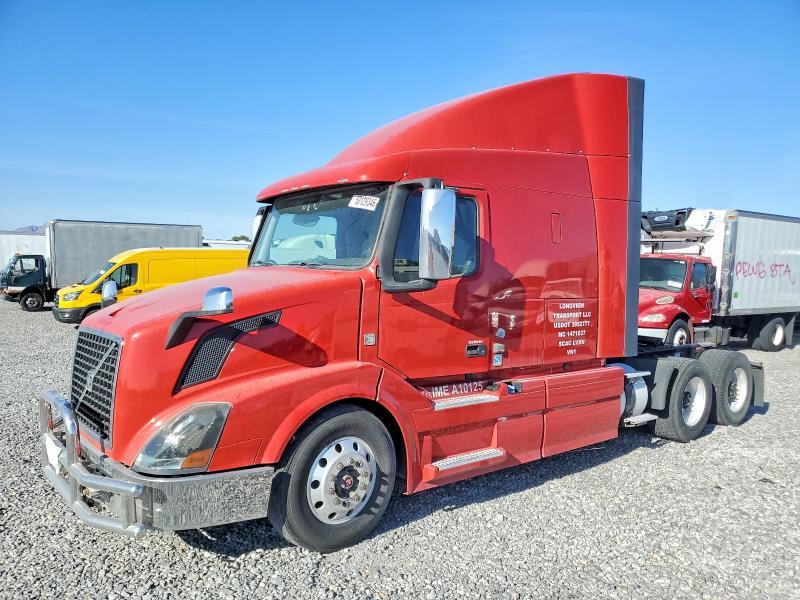 2015 Volv O vnl Semi Truck