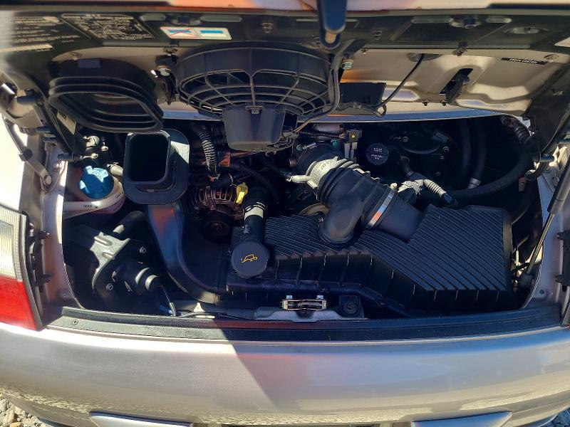 2002 Porsche 911 Carrera 2