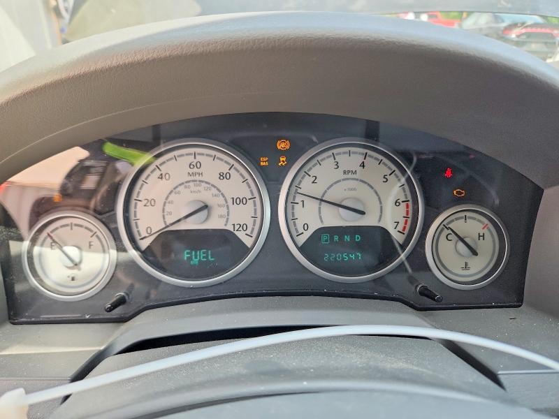 2010 Chrysler Town & Country lx