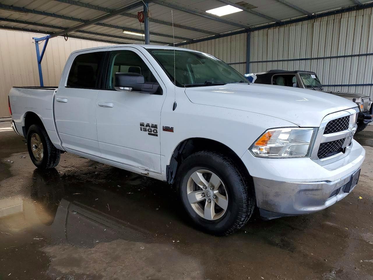 2019 Dodge RAM 1500 Classic SLT