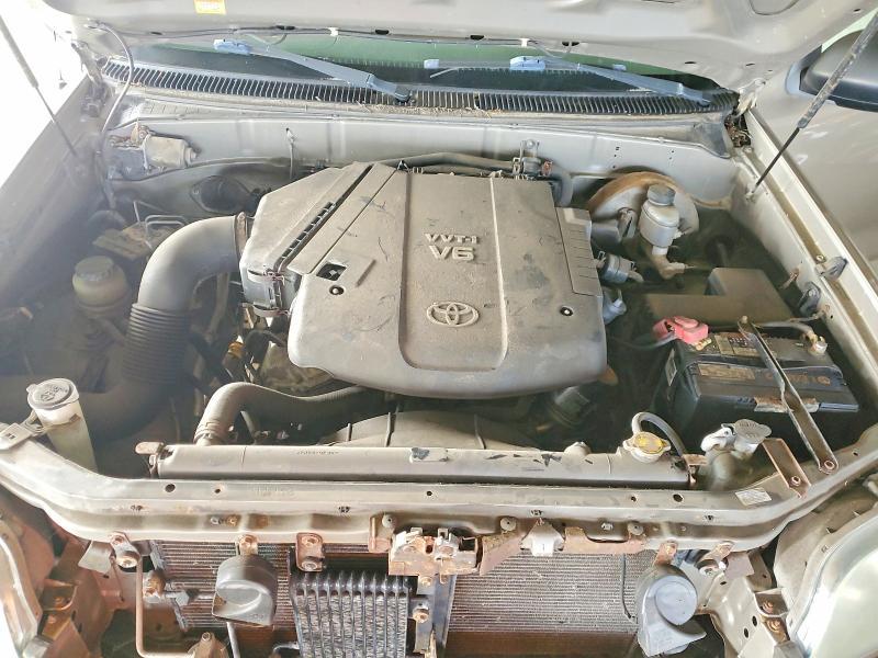 2005 Toyota Tundra Base