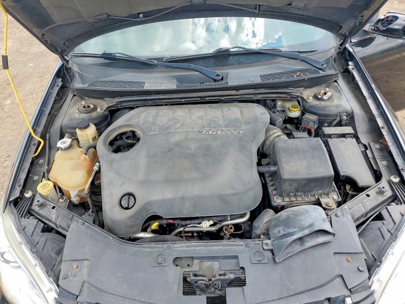 2011 Chrysler 200 Limited