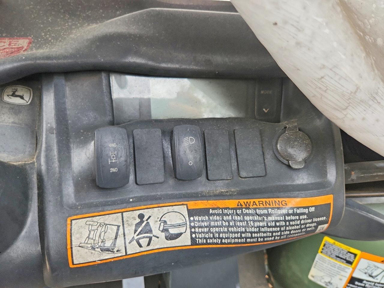 2015 John Deere Gator XUV 825I