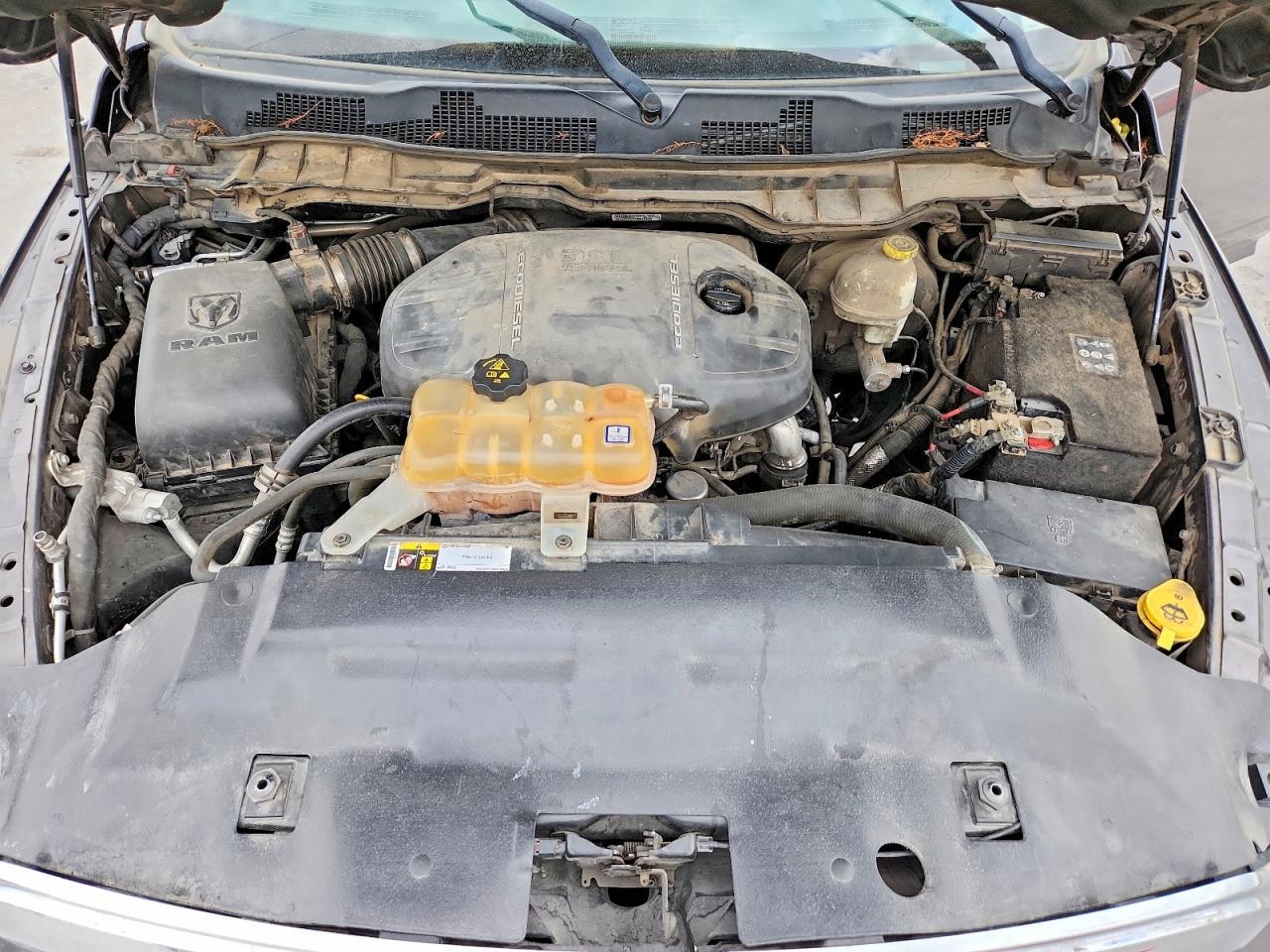 2015 Dodge RAM 1500 SLT