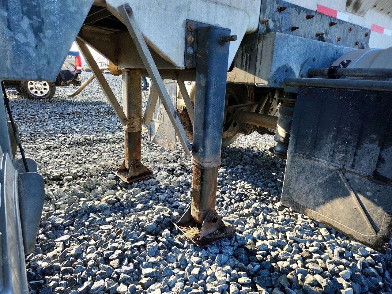 2011 Hensley Feed Delivery Trailer