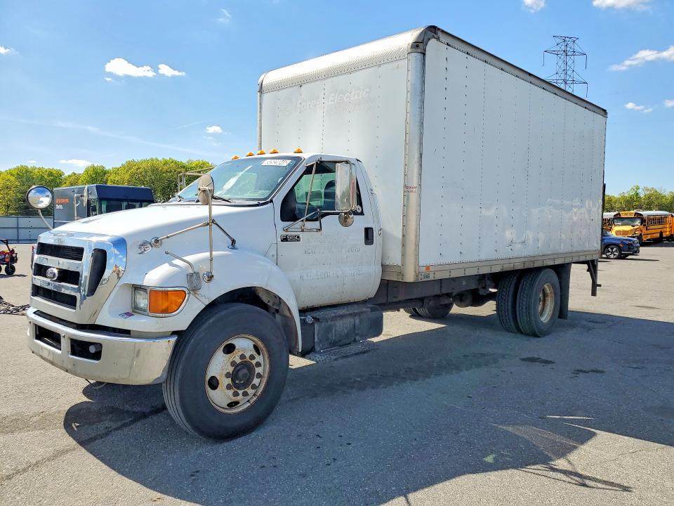 2012 Ford F650 Super Duty BOX Truck