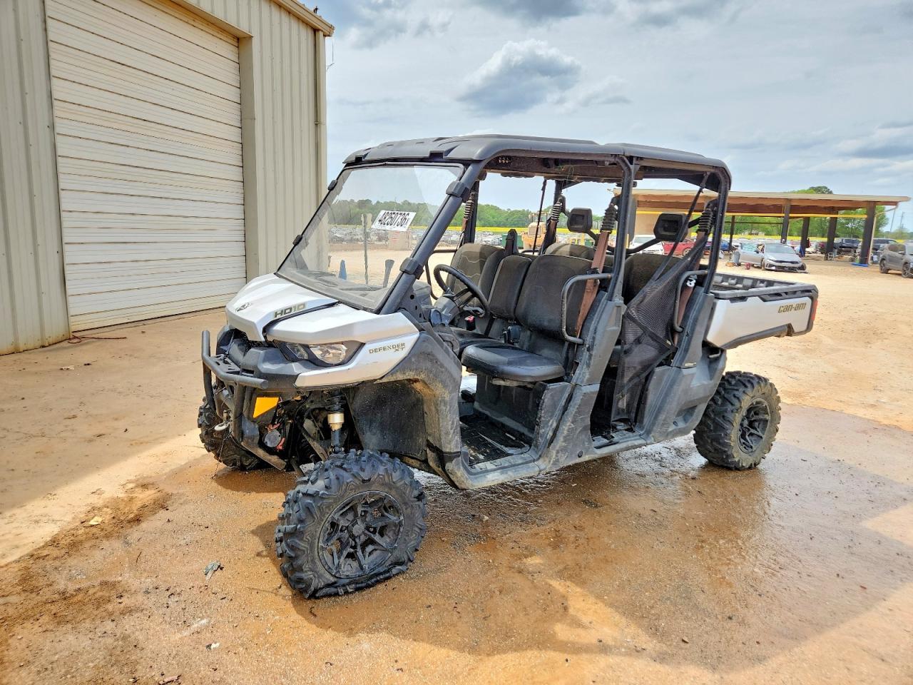 2019 Can-Am Defender XT Utility Vehicle