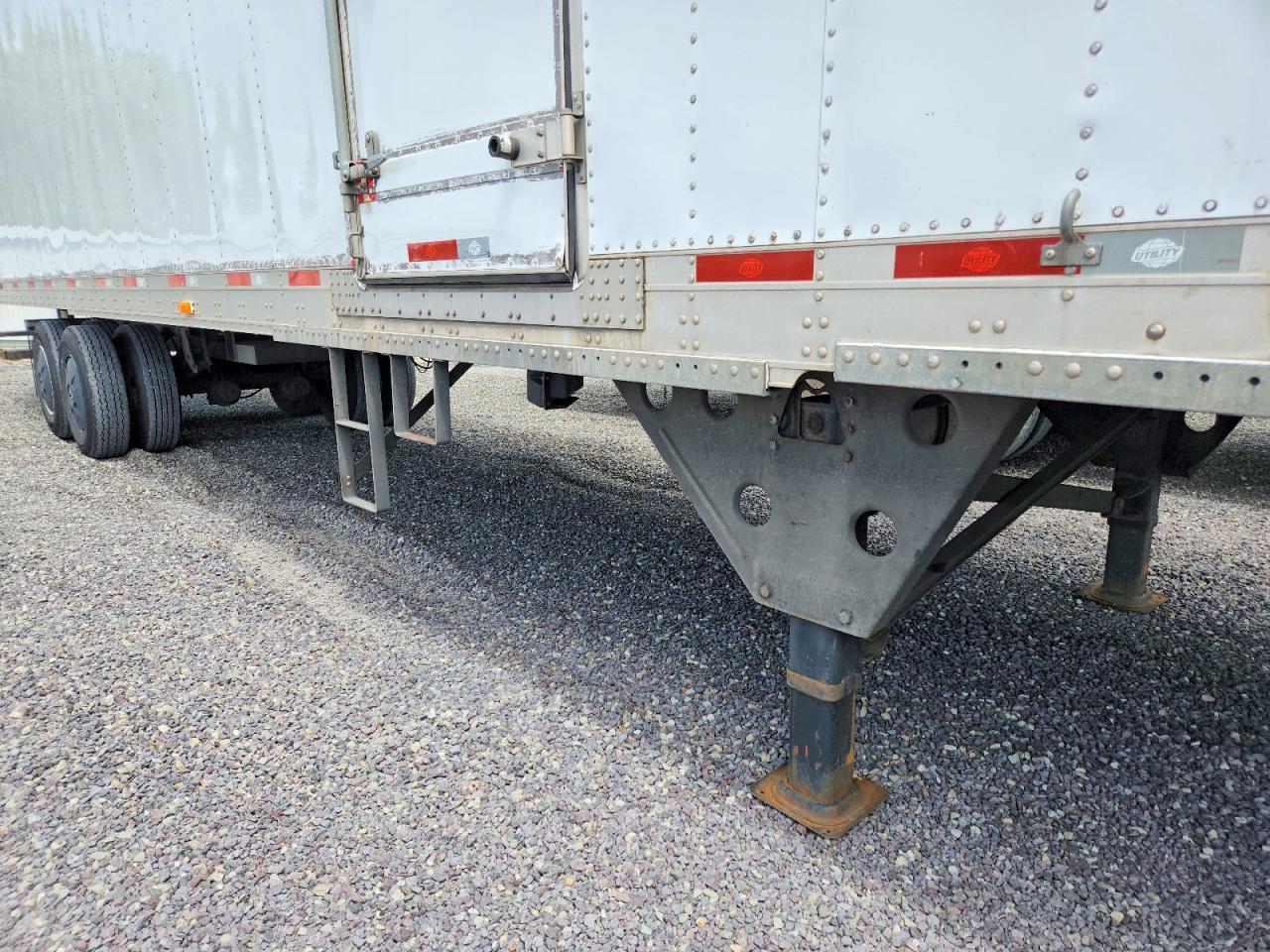 2015 Utility VS2RA Refrigerated Van Trailer