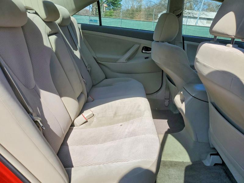 2011 Toyota Camry le