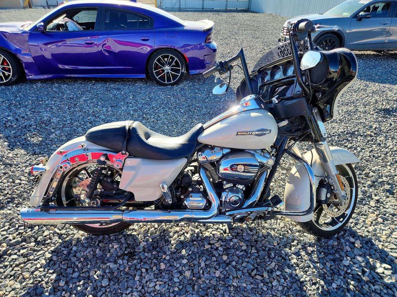 2022 Harley-Davidson Flhx