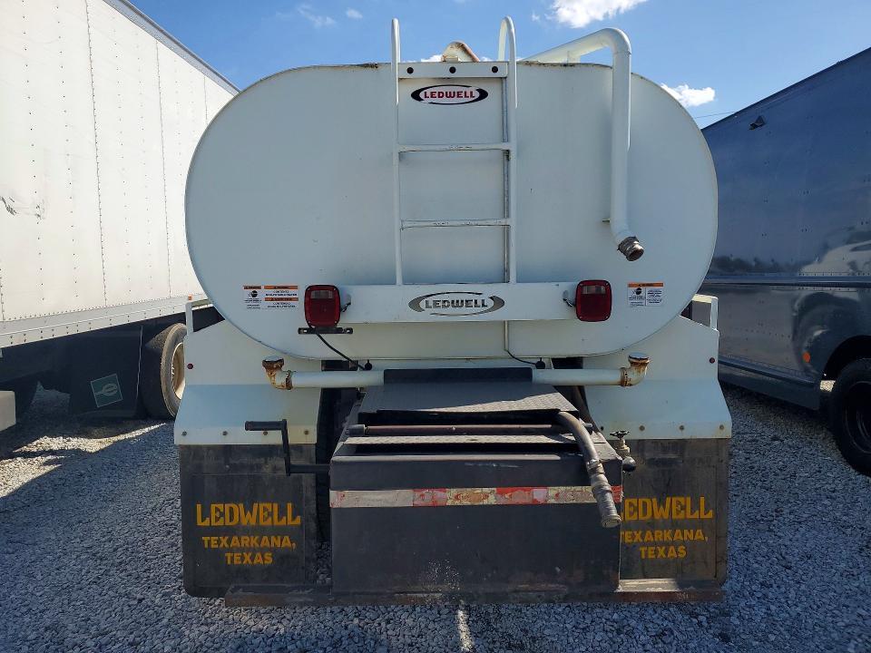 2022 Ford F750 Super Duty Tank Truck