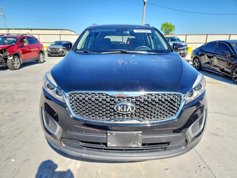 2017 KIA Sorento lx V6