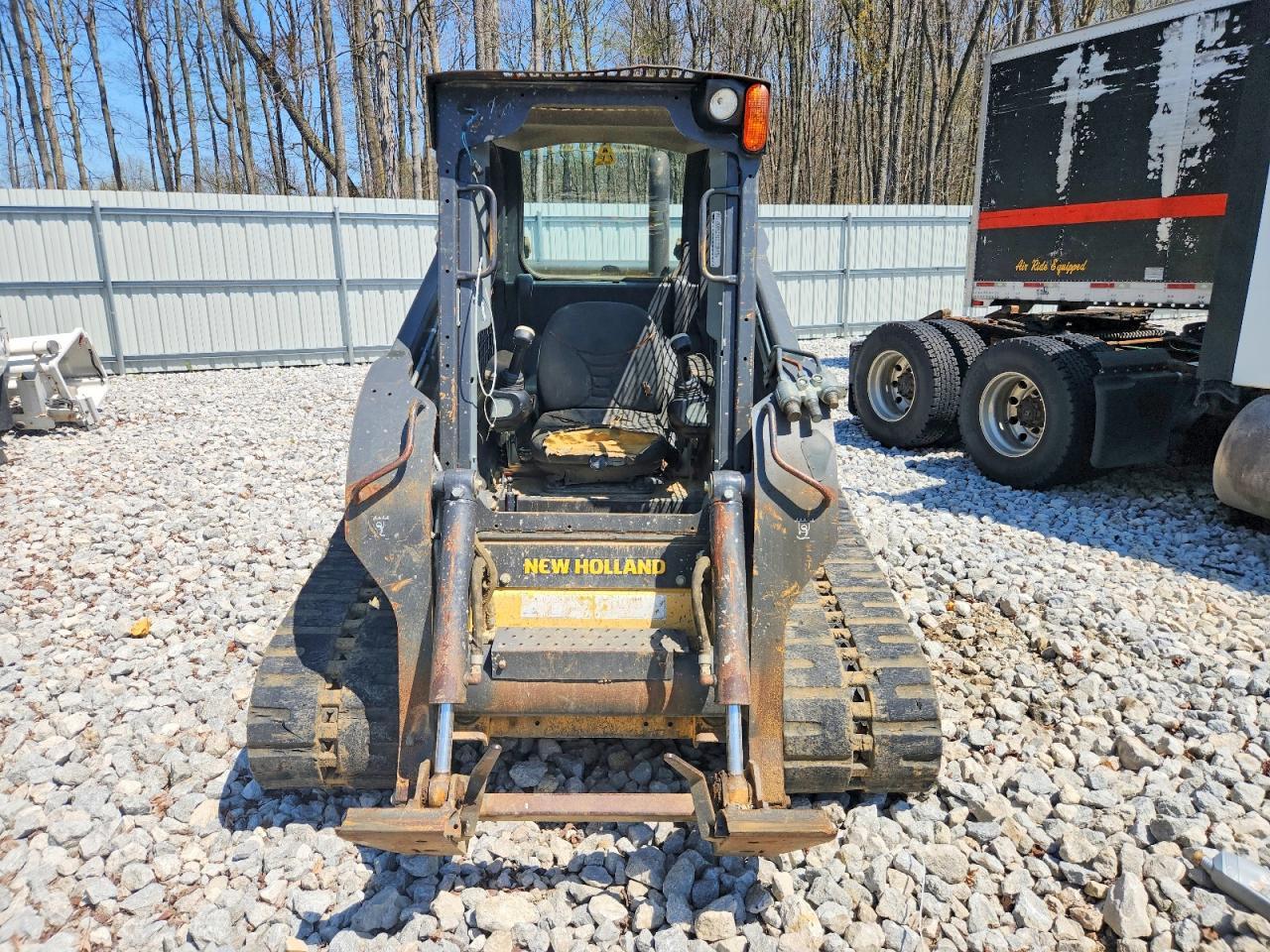 2013 New Holland C238