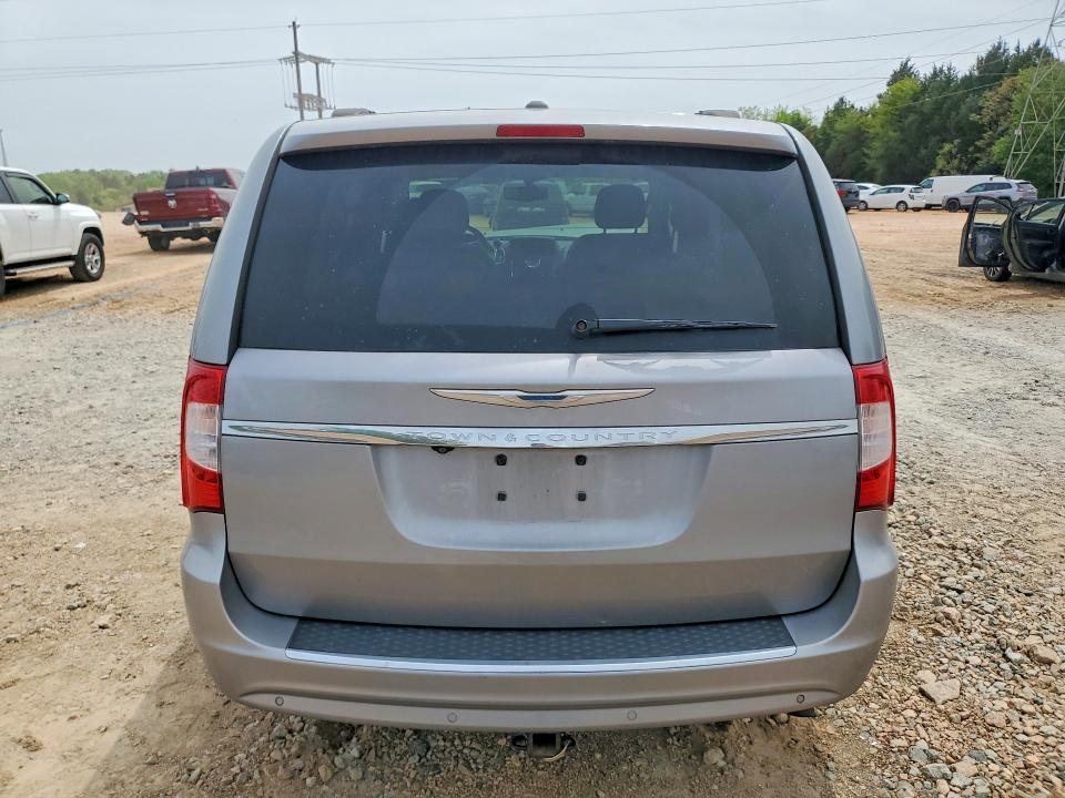 2015 Chrysler Town & Country Touring l