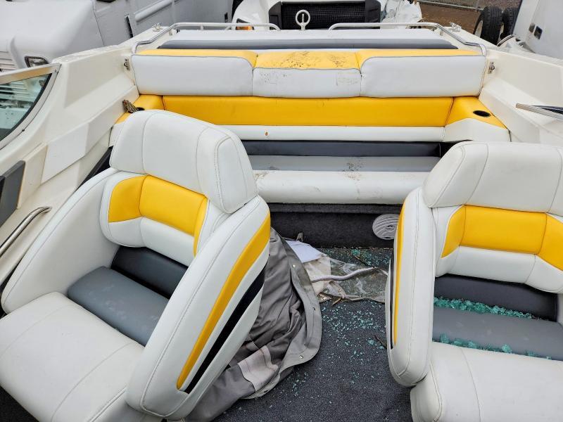1988 Formula Boat 242-boat