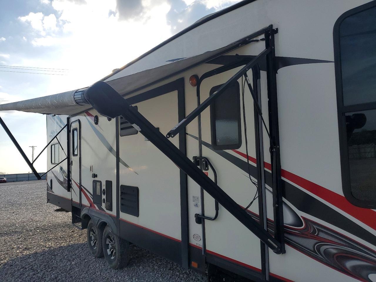 2017 Cruiser Rv Stryker Camper