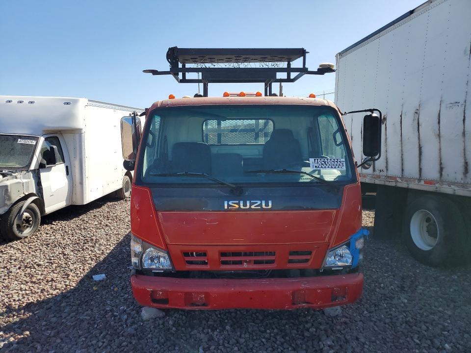 2006 Isuzu NPR Flatbed Truck