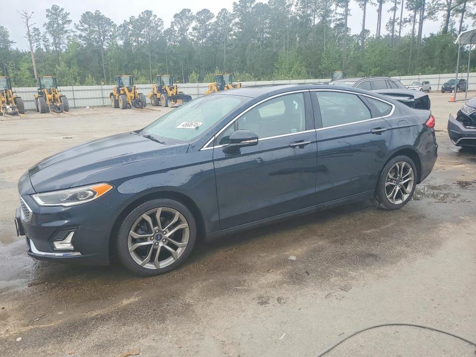 2020 Ford Fusion Titanium