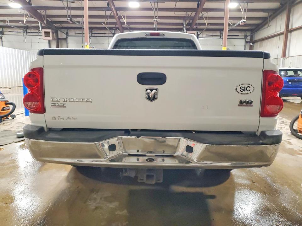 2005 Dodge Dakota slt