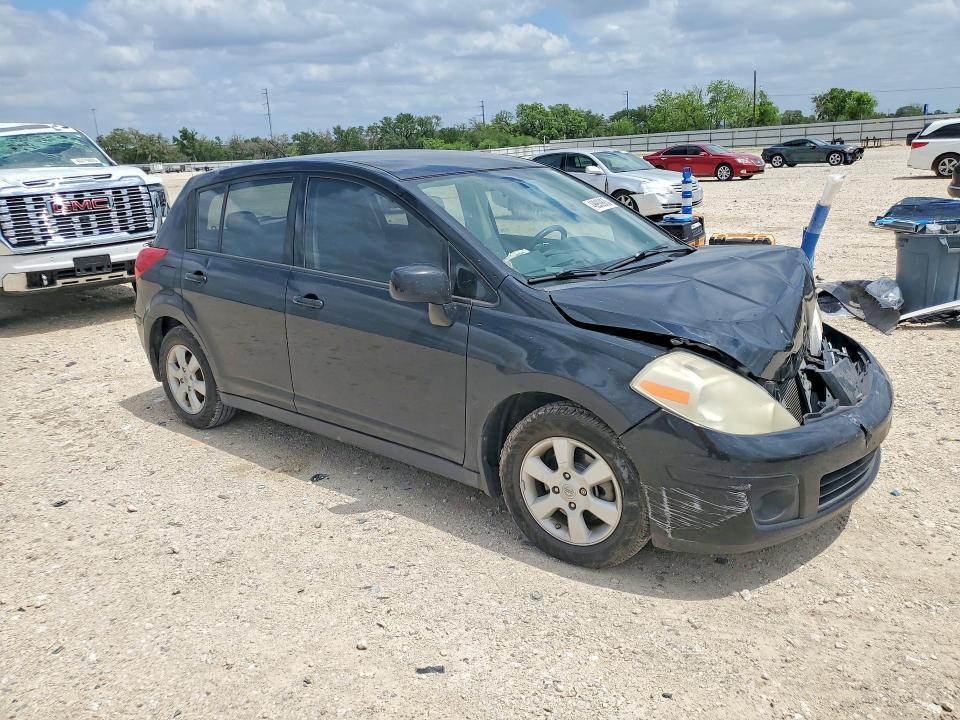 2009 Nissan Versa 1.8 s