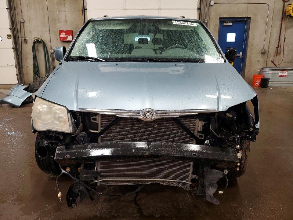 2010 Chrysler Town & Country Touring