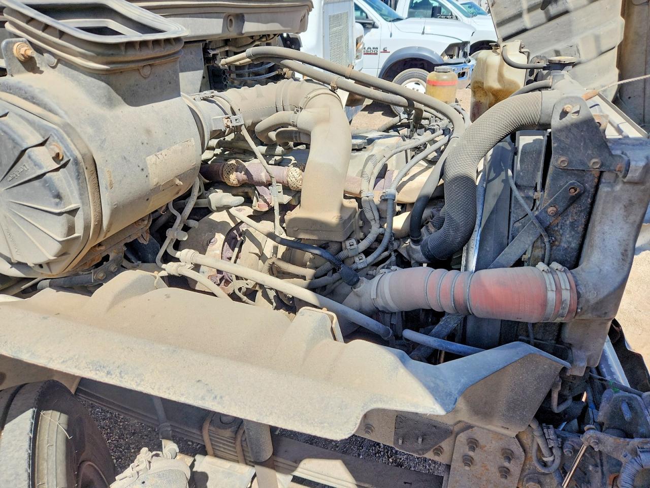 2013 Hino 258/268 BOX Truck