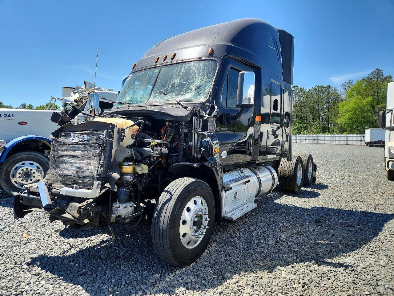 2015 Freightliner Cascadia 125