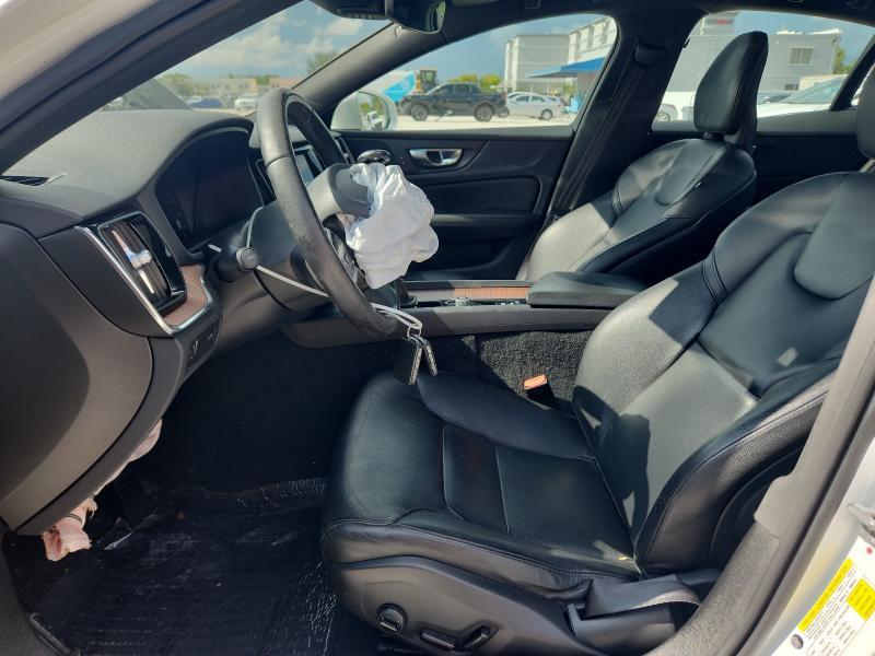2019 Volvo S60 T5 Momentum