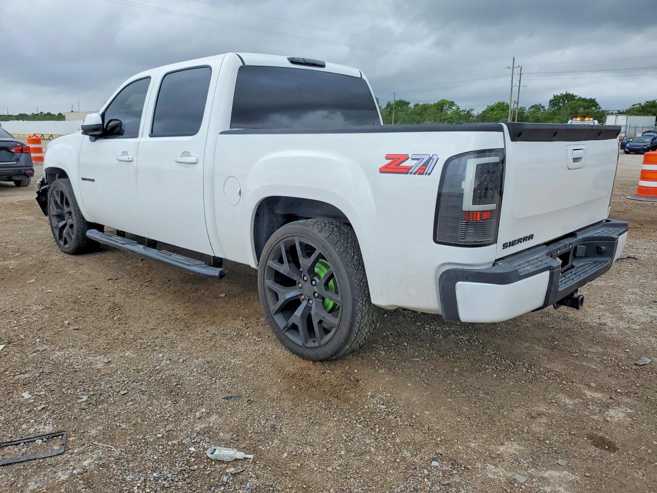 2009 GMC SIERA15004WD