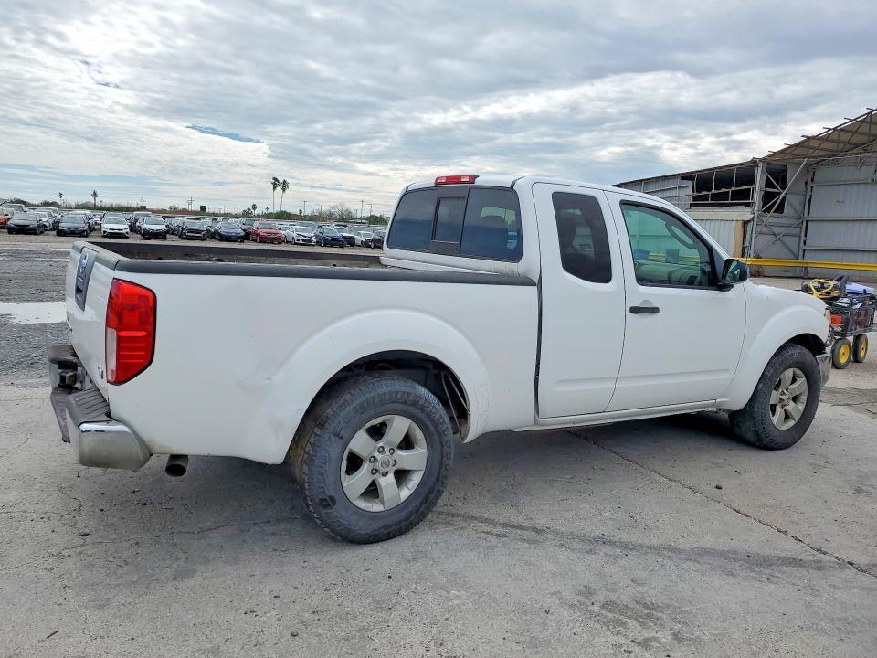 2011 Nissan Frontier sv V6