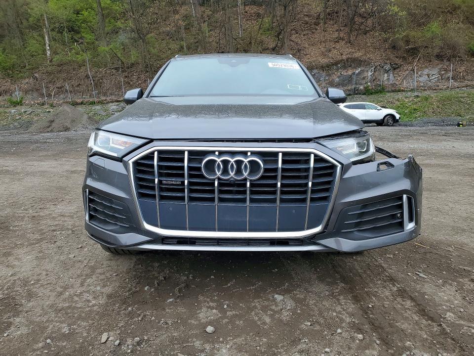 2021 Audi Q7 Premium Plus
