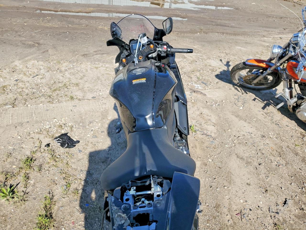 2025 Yamaha YZFR7