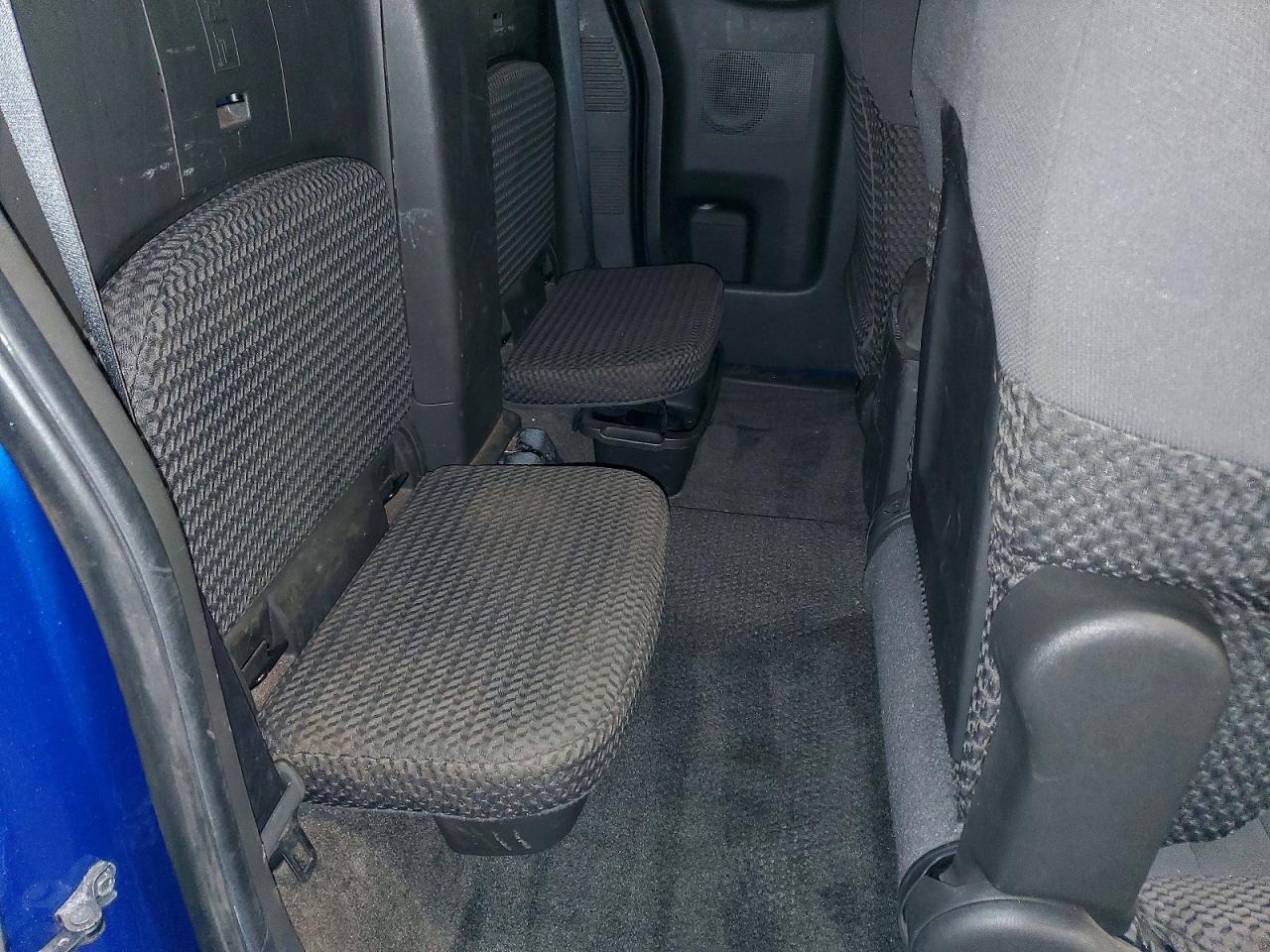 2013 Nissan Frontier SV V6