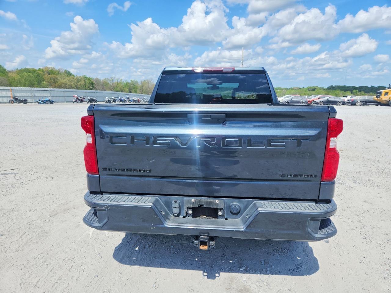 2021 Chevrolet Silverado C1500 Custom