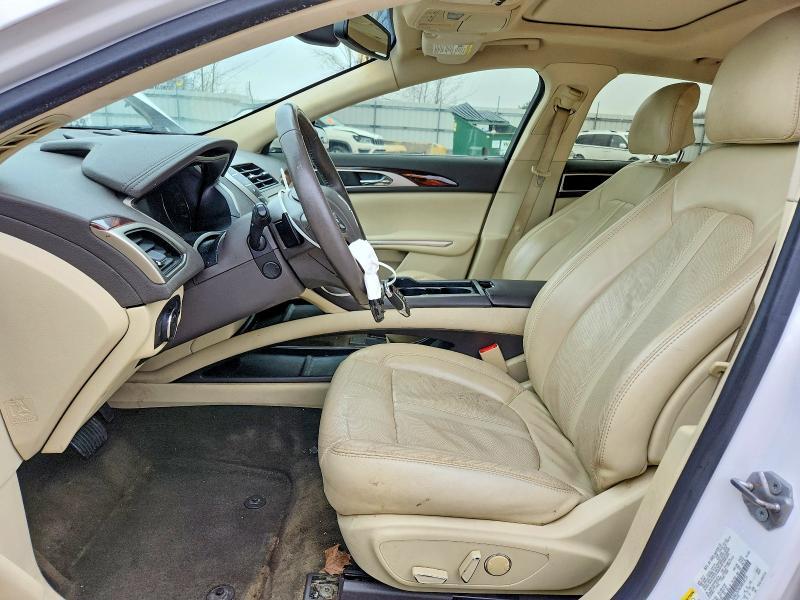 2013 Lincoln Townhouse MKZ
